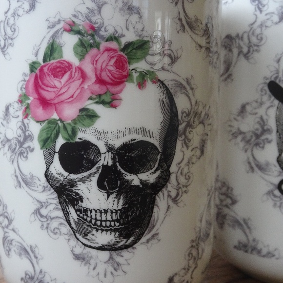 His & Hers Portobello By Design Bone Chine Steampunk Halloween Skull Coffee Mugs - Picture 5 of 7
